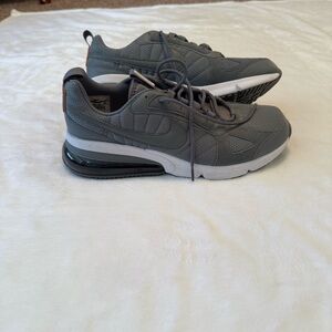 Nike Men's Gray and Black Sneakers